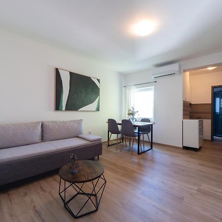 Cozy Apartment With Breakfast On Request 1 PUY Exterior foto
